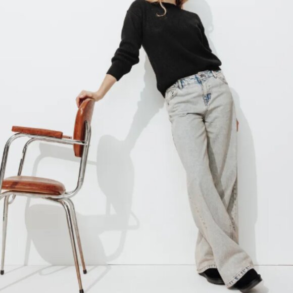 EUC magicmk rainbow lips on black one shoulder sweatshirt 3X - Picture 8 of 8